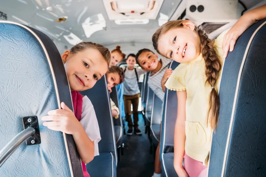 Izkušnje potnikov, ki razkrivajo resnično vrednost avtobusnih poti