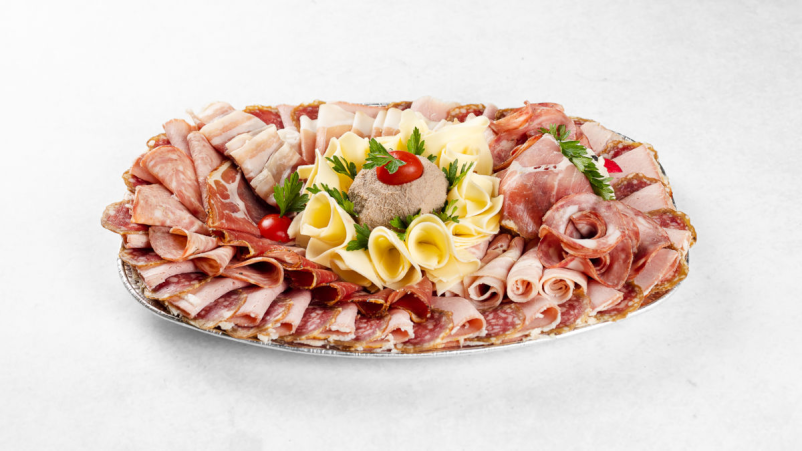 Vedno ugodna in kvalitetna ponudba domačega mesa s Podravske vas čaka pri nas