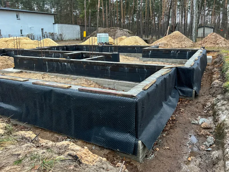 Gradnja hiš in urejanje okolice v Osrednji Sloveniji