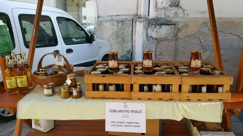 Poceni medeni liker Metlika