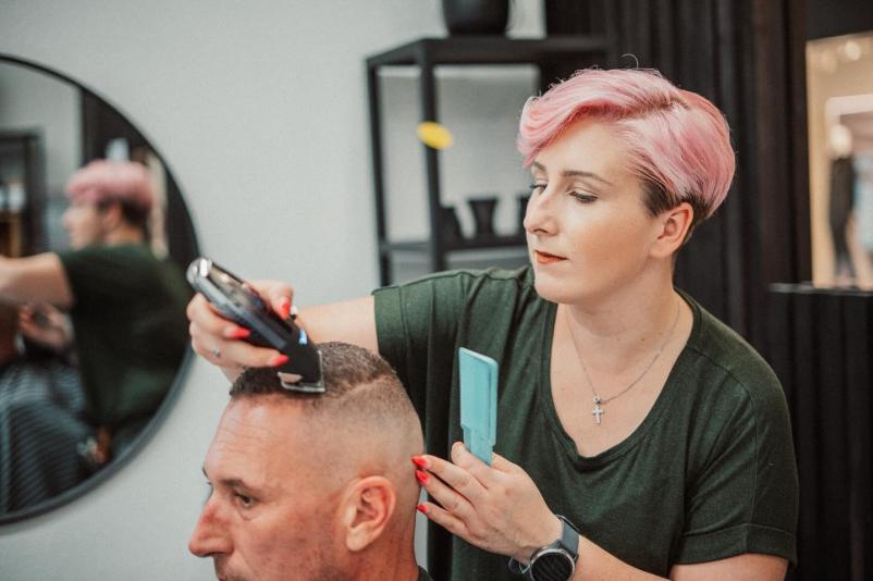 Moško striženje z urejanjem brade Maribor, okolica