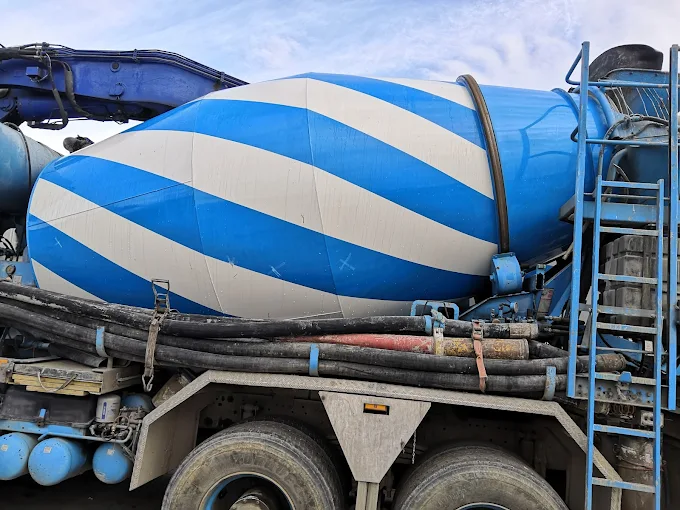 Premazi za les, kovino in dom, Monicolor Kranj in Murska Sobota