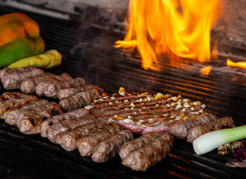 Poleg ugodnih sob, smo znani tudi po naši dobri srbski hrani - leskovačka kuhinja