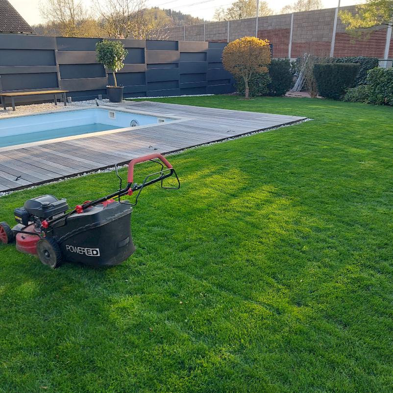 Košnja trave Osrednja Slovenija