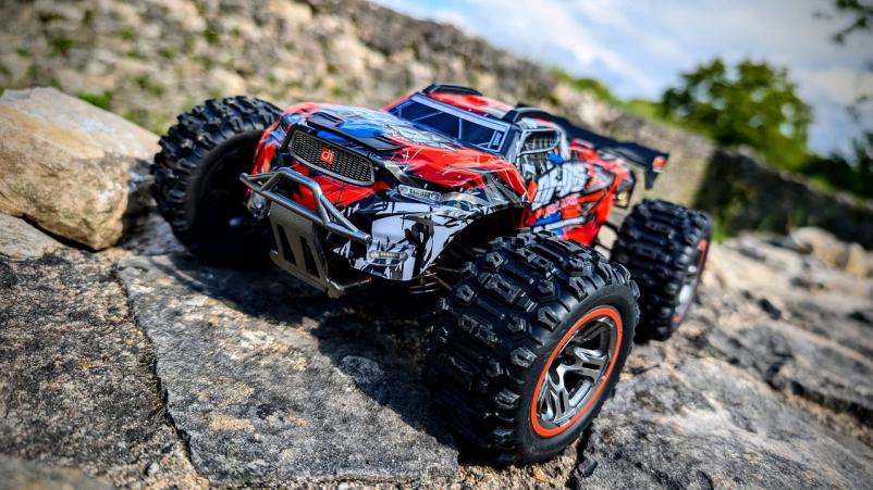 Nakup avtomobila na daljinsko vodenje Slovenija