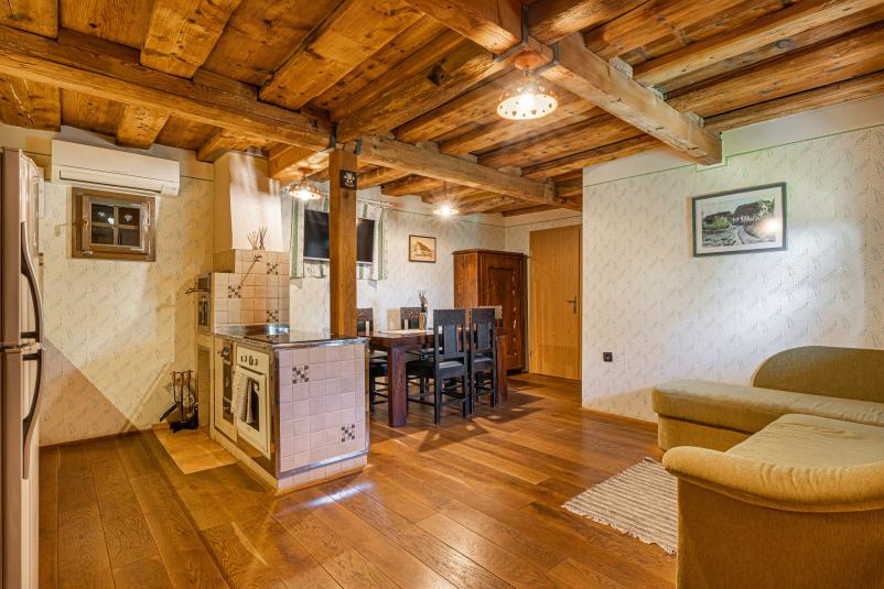 Nočitve v zidanicah na Dolenjskem