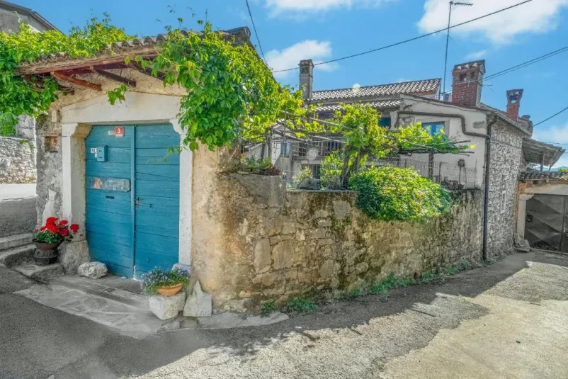 Družinski apartma Dutovlje