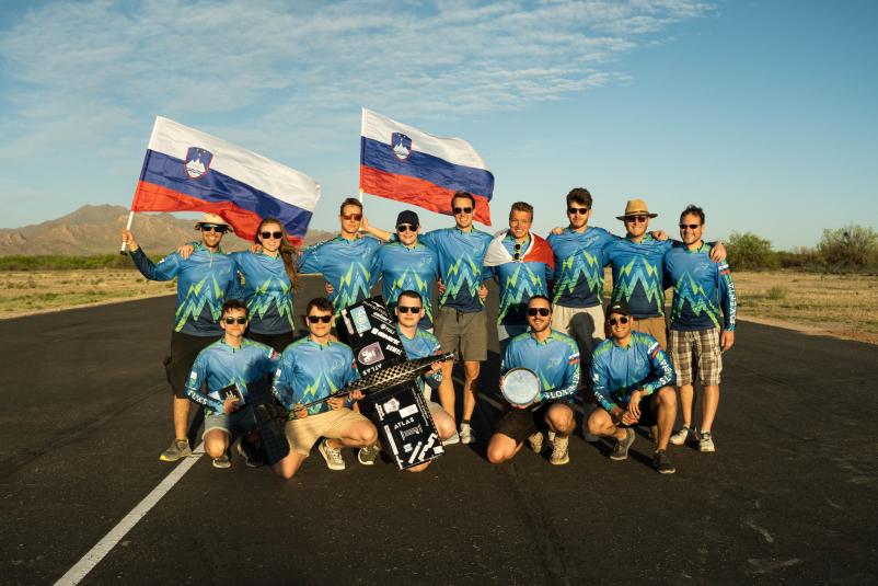 Kvalitetni personalizirani športni dresi Slovenija