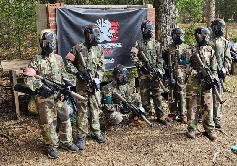 Navdušite svoje prijatelje in jih povabite na najboljši paintball v Osrednji Sloveniji.