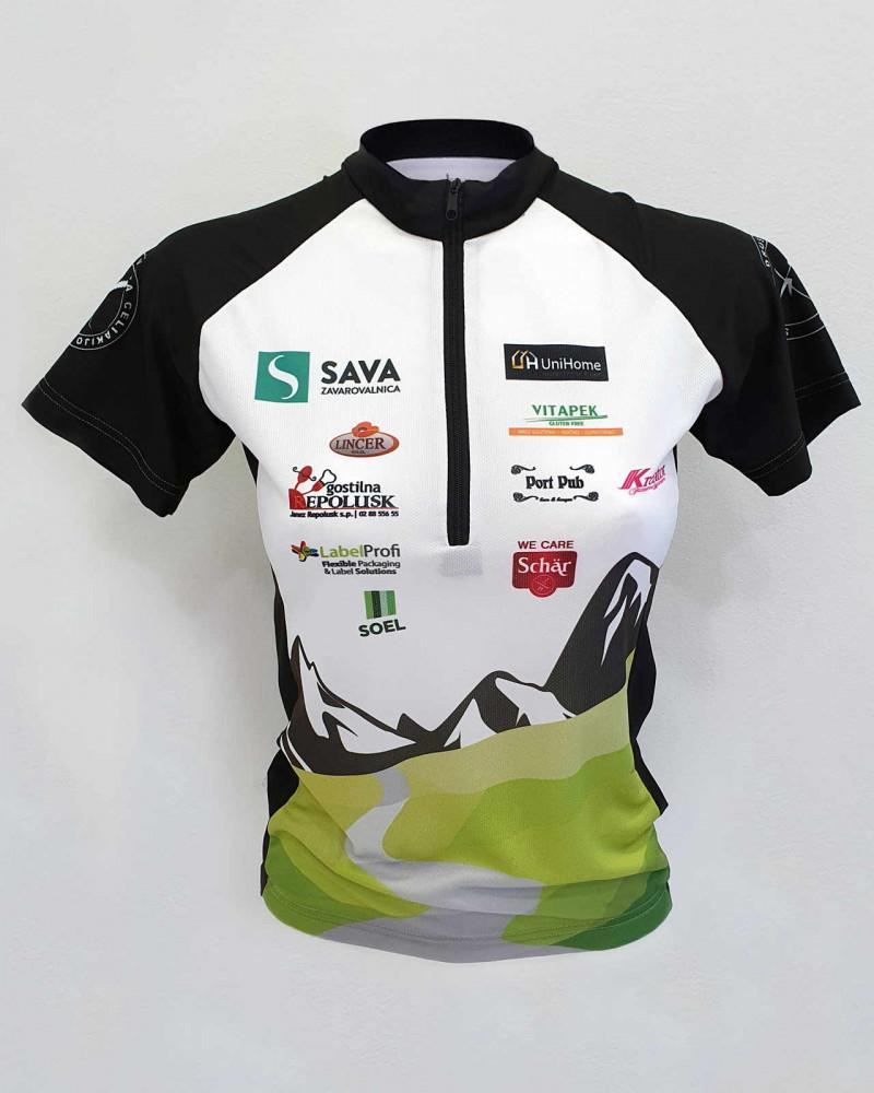 Izdelava personaliziranih športnih dresov