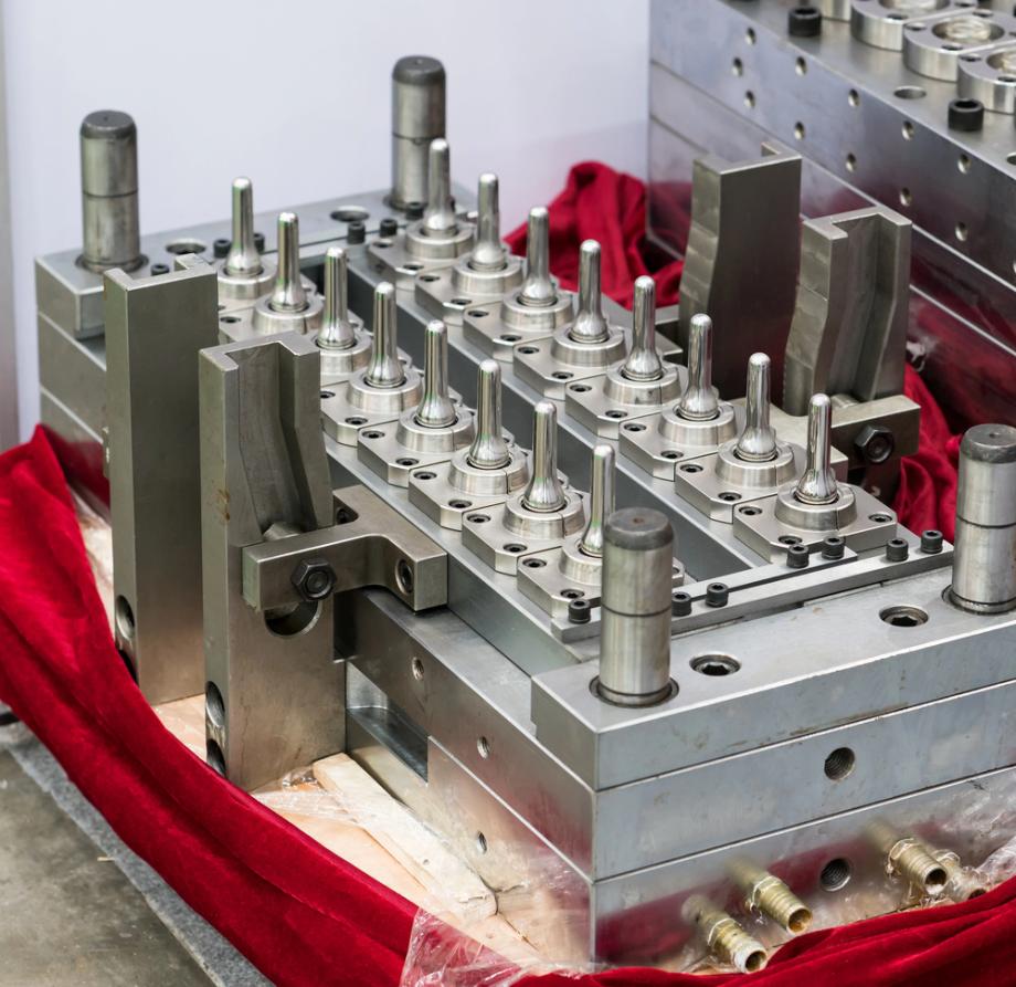 Kje se pihanje plastike uporablja v vsakdanjem življenju