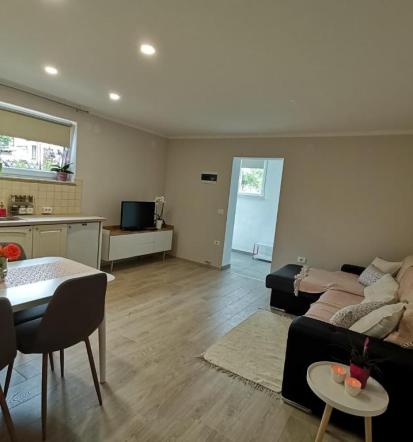 Ugoden apartma Bovec