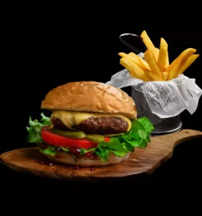 Hamburger s prilogo