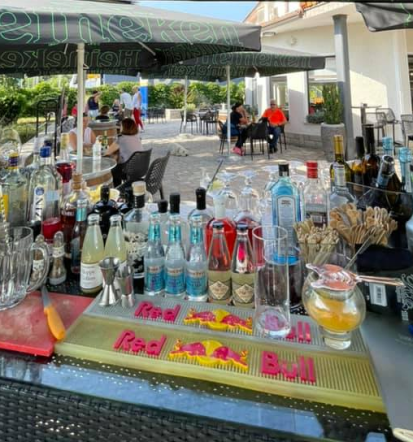 Dober bar Sežana, Primorska - bar Krog