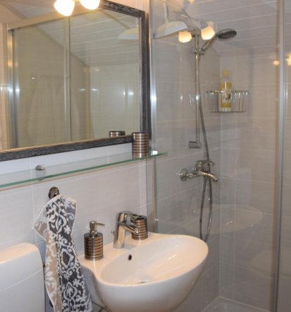 Apartma za pare združuje praktičnost, udobje in odlično lokacijo