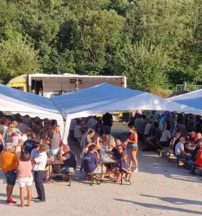 Ugodna izposoja šotorov Slovenija