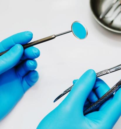 Zdravljenje zob in dlesni, protetične storitve