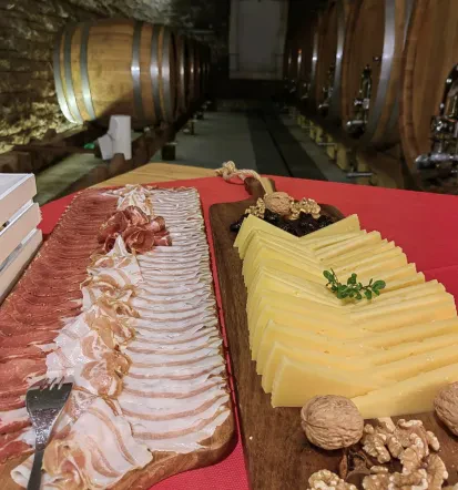 Prostor za zaključene družbe Postojna