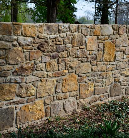 Suhomontažna dela Podravska