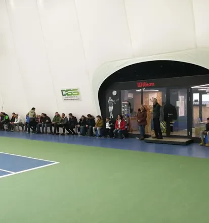 Pridružite se nam in doživite tenis na visoki ravni