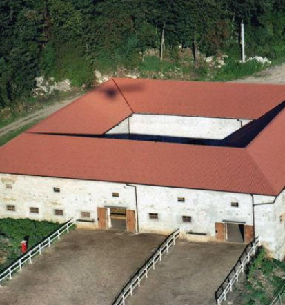 Izdelujemo svetlobne pasove na strehah Primorska