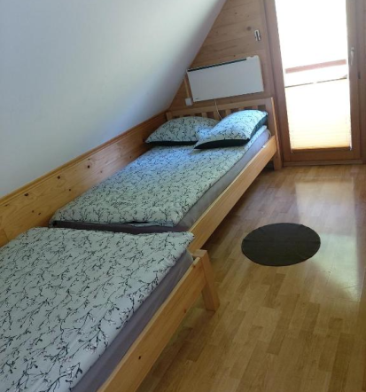 Lesena počitniška hiša Podravska za najem