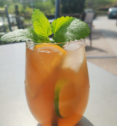 K domačen ledenem čaju prijajo odlični piškoti