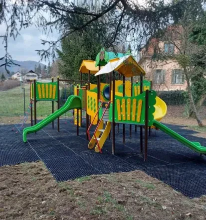 Otroška igrala za parke, šole Slovenija