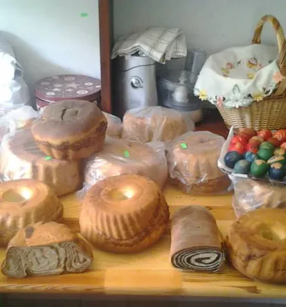 Potice različnih oblik in z različnimi nadevi Koroška