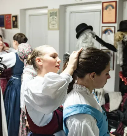FS Rožmarin ponuja tečaje folklore Ljubljana za vse generacije