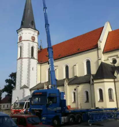 storitve z avtodvigalom