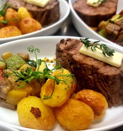 Catering na poslovnih dogodkih Ljubljana