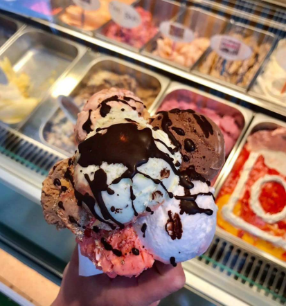 Fast food Savinjska, sveži hamburgerji, kebab in sladoled