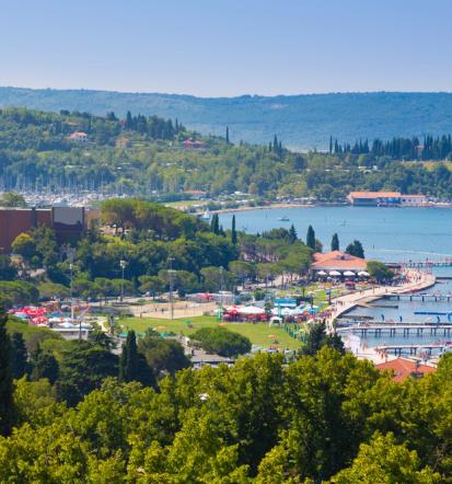 Počitniška hiša Portorož z bazenom – idealna za 8 oseb