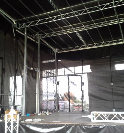 Izdelava prireditvenih odrov