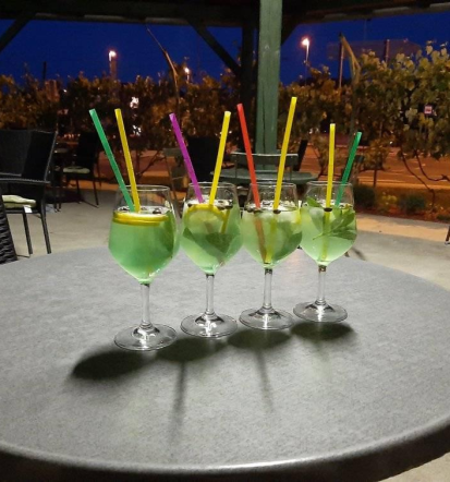 Prijeten Bar Dobova z okusnimi koktajli in domačim vzdušjem