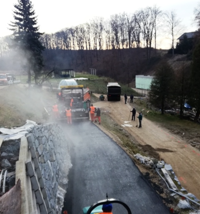 Urejena dvorišča in zunanje površine, strokovno tlakovanje v Štajerski