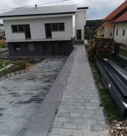 Ureditev okolice Štajerska, Slovenija, trajnostne in uporabne rešitve