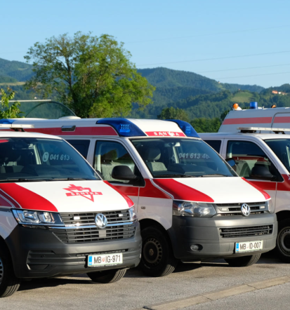 Nenujni reševalni prevozi Štajerska, udobna pot do zdravljenja