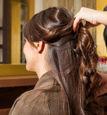 Preverjen in ugoden frizerski salon Ljubljana