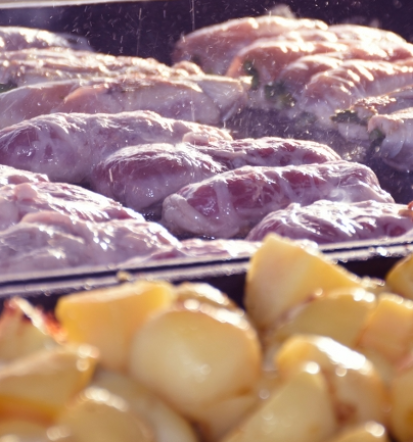 Priprava hrane na domu, catering Maribor, okusna rešitev za vse dogodke