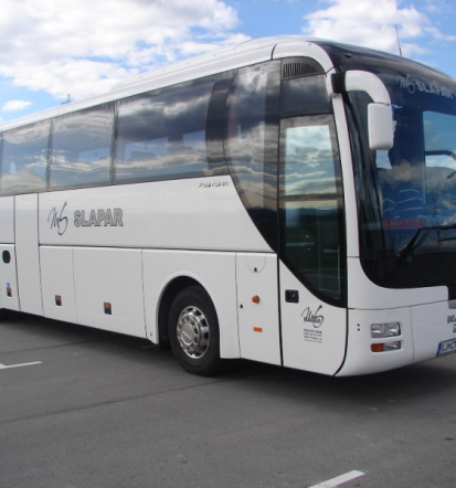 Kakovostni avtobusni prevozi za domače in tuje poti