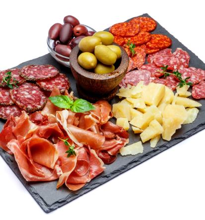 Domača prodaja suhomesnatih izdelkov Škofja Loka z dolgoletno tradicijo