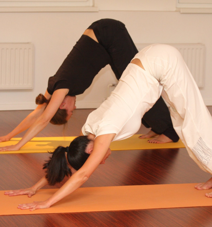 Najboljši joga tečaj Ljubljana za ravnovesje v vsakdanjem življenju