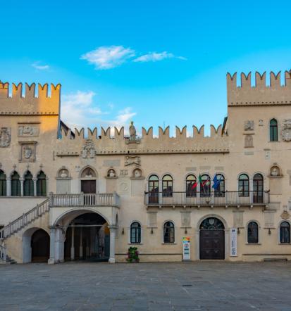 Ugoden najem apartmaja Koper