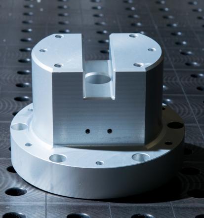 Orodje za brizganje plastike