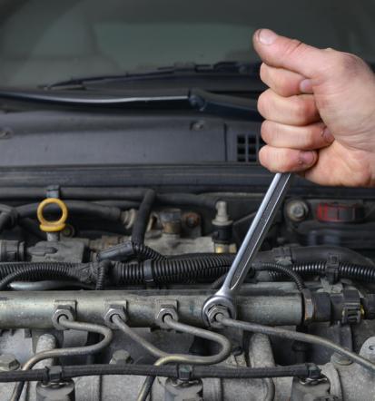 Ugoden avtoservis Logatec za osebna in lahka dostavna vozila