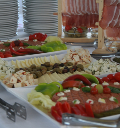 Sproščeno vzdušje in priljubljena pijača COF