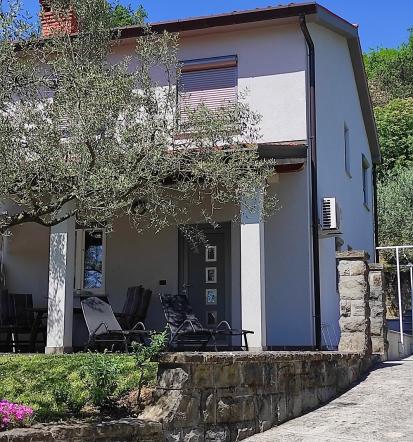 Najem urejenega apartmaja Ankaran