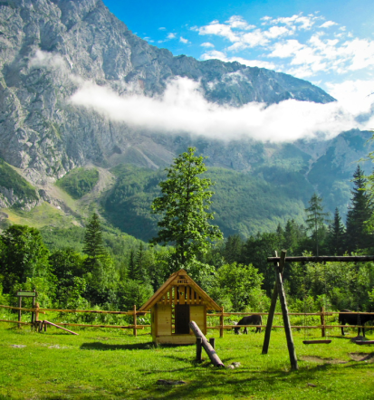 Prenočišča, spanje pod planjavo, nastanitev za skupine, domača hrana Slovenija
